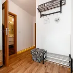 Kleczkow - 50m2, Parking, Balcony - By Rentujemy