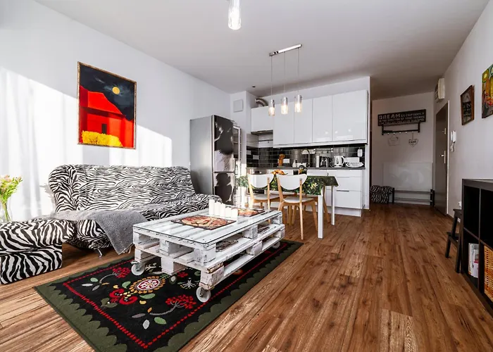 Apartment Kleczkow - 50m2, Parking, Balcony - By Rentujemy *