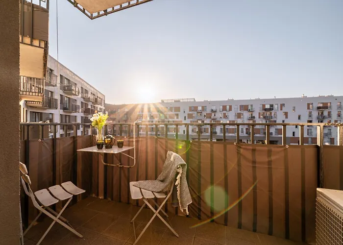 Kleczkow - 50m2, Parking, Balcony - By Rentujemy * Breslau