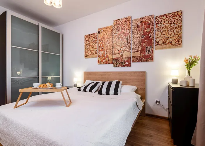 Kleczkow - 50m2, Parking, Balcony - By Rentujemy * Breslau