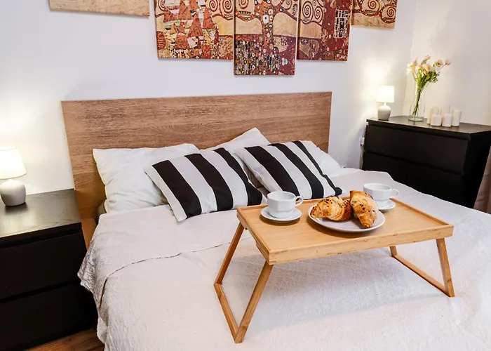 Kleczkow - 50m2, Parking, Balcony - By Rentujemy * Breslau